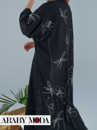 Dynamic dragonfly embroidery studded with crystals in the casual Ramadan abaya