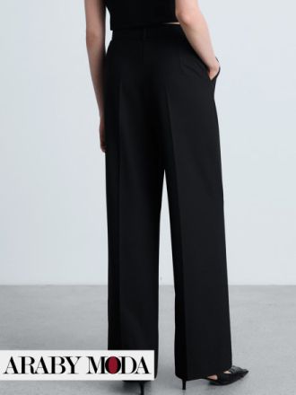 Black cloth pants from Mango that go with the elegant Ramadan look