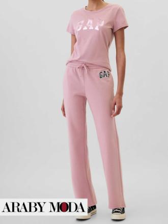 October sporty look in pink from GAP