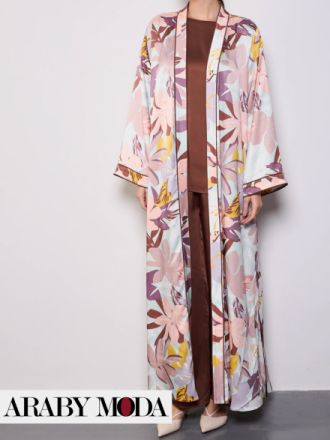 Abaya with an autumn leaf print is the foundation of your October outfit