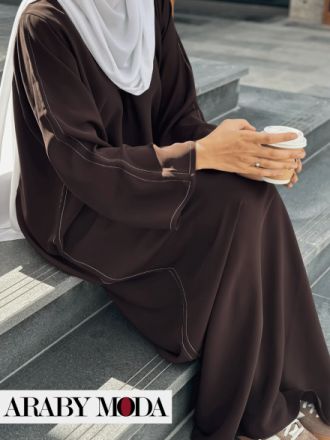 Warm autumn outfit in coffee and chocolate tones with the most beautiful abayas