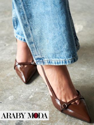 Brown leather heels are one of the most beautiful combinations for an October outfit