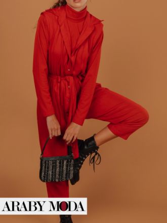 Red Jumpsuit the idea of youthful casual winter look