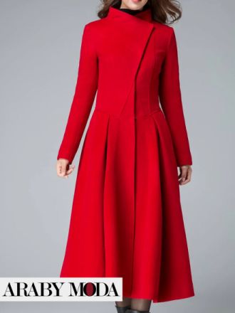 Classic cherry red coat, for luxurious and elegant elegance