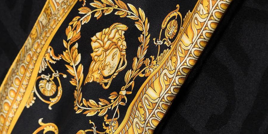 Facts about Versace brand - 10 Secrets