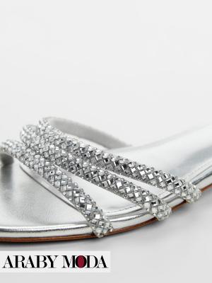 Mango sandal belt decorated with shiny crystals