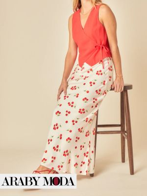 Long cherry-print skirt is one of the most beautiful summer trends