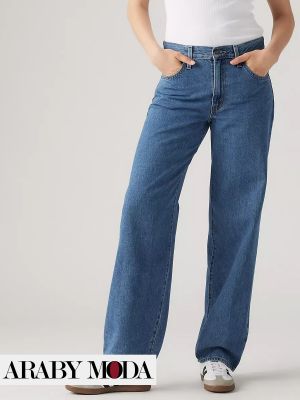 Levi's Baggy Jeans for a Youthful Image in the November Outfit