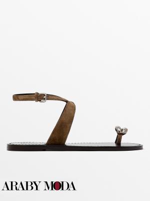 Massimo Dutti suede sandals decorated with metallic decorations