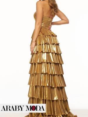 Golden evening dress with a layered design