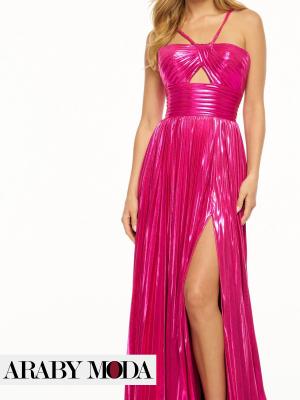 Metallic pink dress for a shiny look at the most elegant evenings