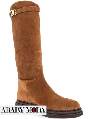 Dolce & Gabbana brown suede boot suitable for all luxurious winter styles